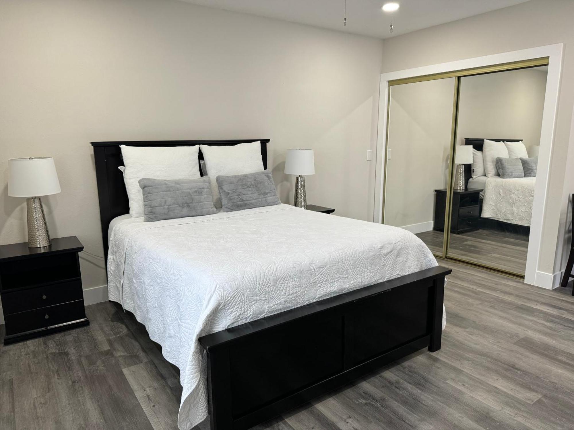Deluxe Apartment Whit Laundry Tampa Bagian luar foto